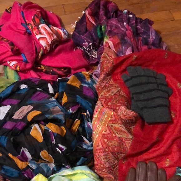 Bundle Scarves - Picture 3 of 3